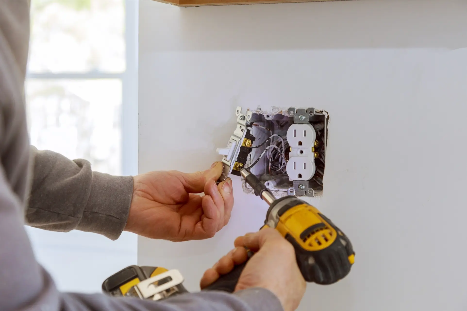 electricians in northwest Arkansas 4.0